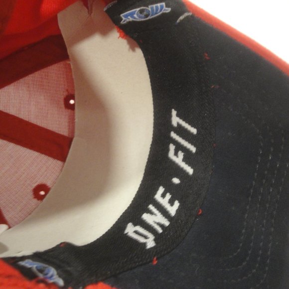 Lil' Bulldog Infant Hat Great Color to Support Your favorite team - Picture 3 of 5